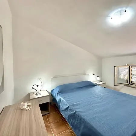 Branca 2 - Moderno Sul Mare *